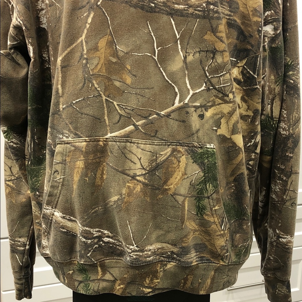 Realtree Woodland Camo Hoodie | Men’s XL | Orange Logo - Picture 4 of 14